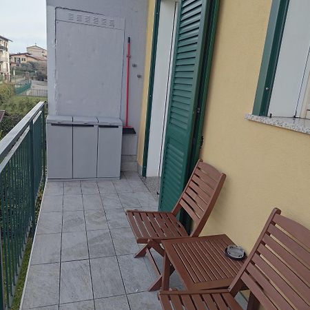 Peschiera Appartamenti Vacanze Peschiera del Garda Exteriör bild