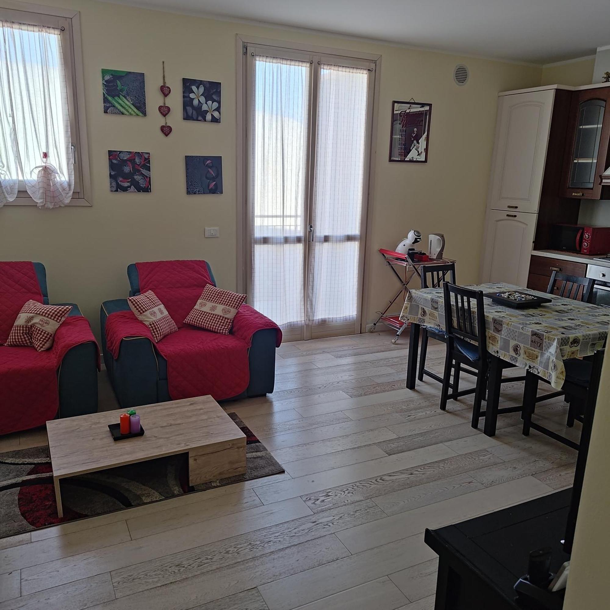 Peschiera Appartamenti Vacanze Peschiera del Garda Exteriör bild